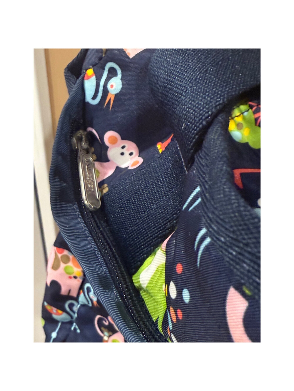 LeSportsac Baby Diaper Bag Ryan Tote Unisex Carry On Animal Print EUC - Picture 4 of 14